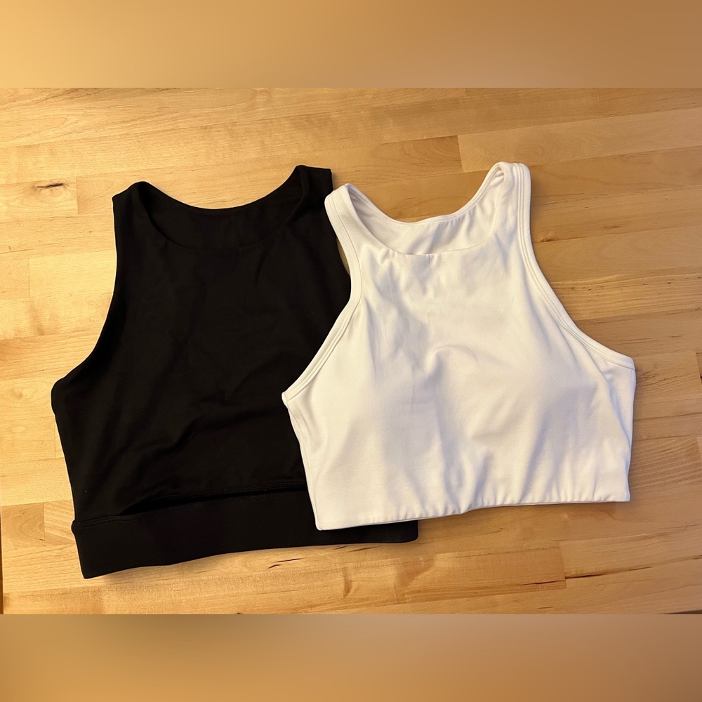 PARAGON Black and White Sports Bras